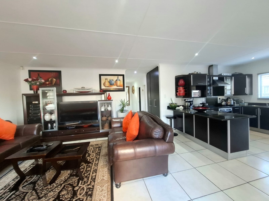 3 Bedroom Property for Sale in Nahoon Valley Park Eastern Cape